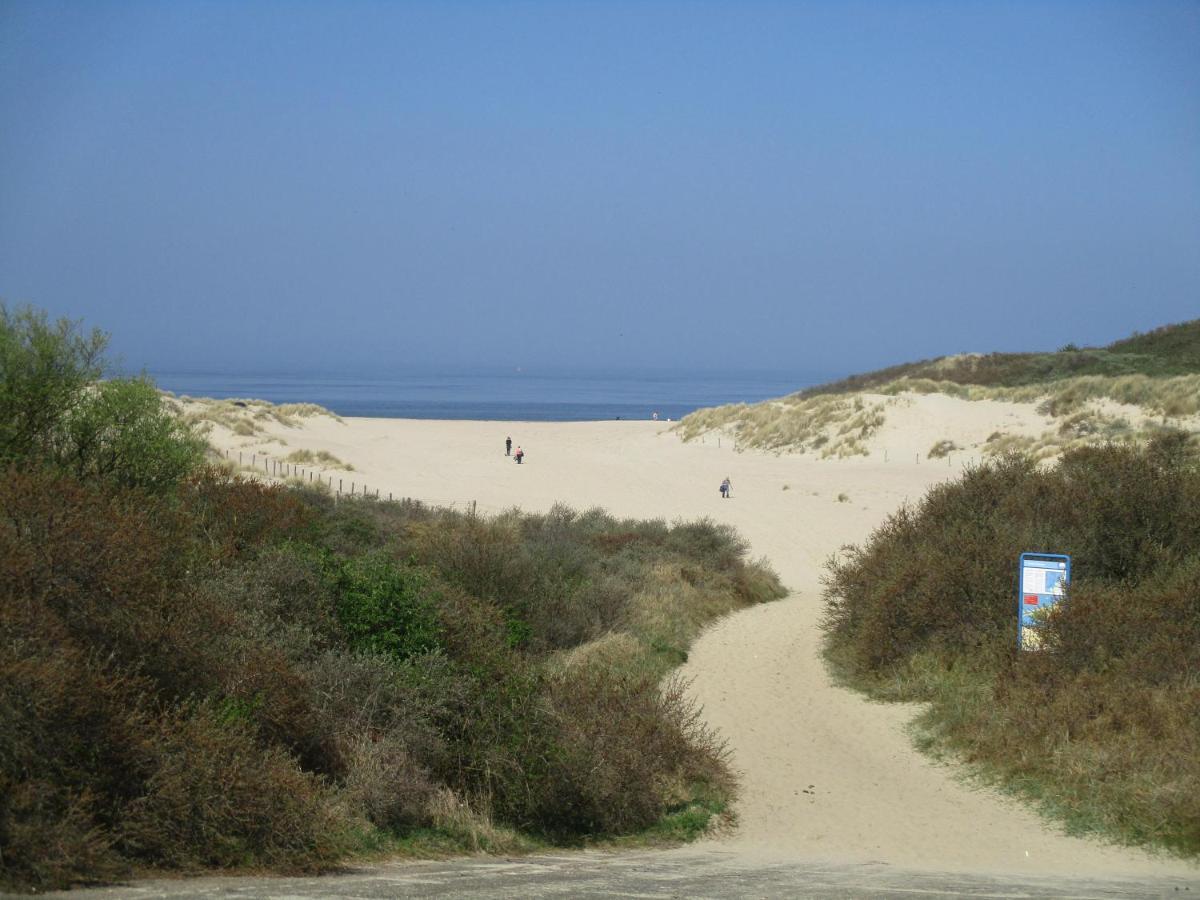Comfortabel Vakantiehuis Aan Zee En Meer ! Камперланд Екстериор снимка