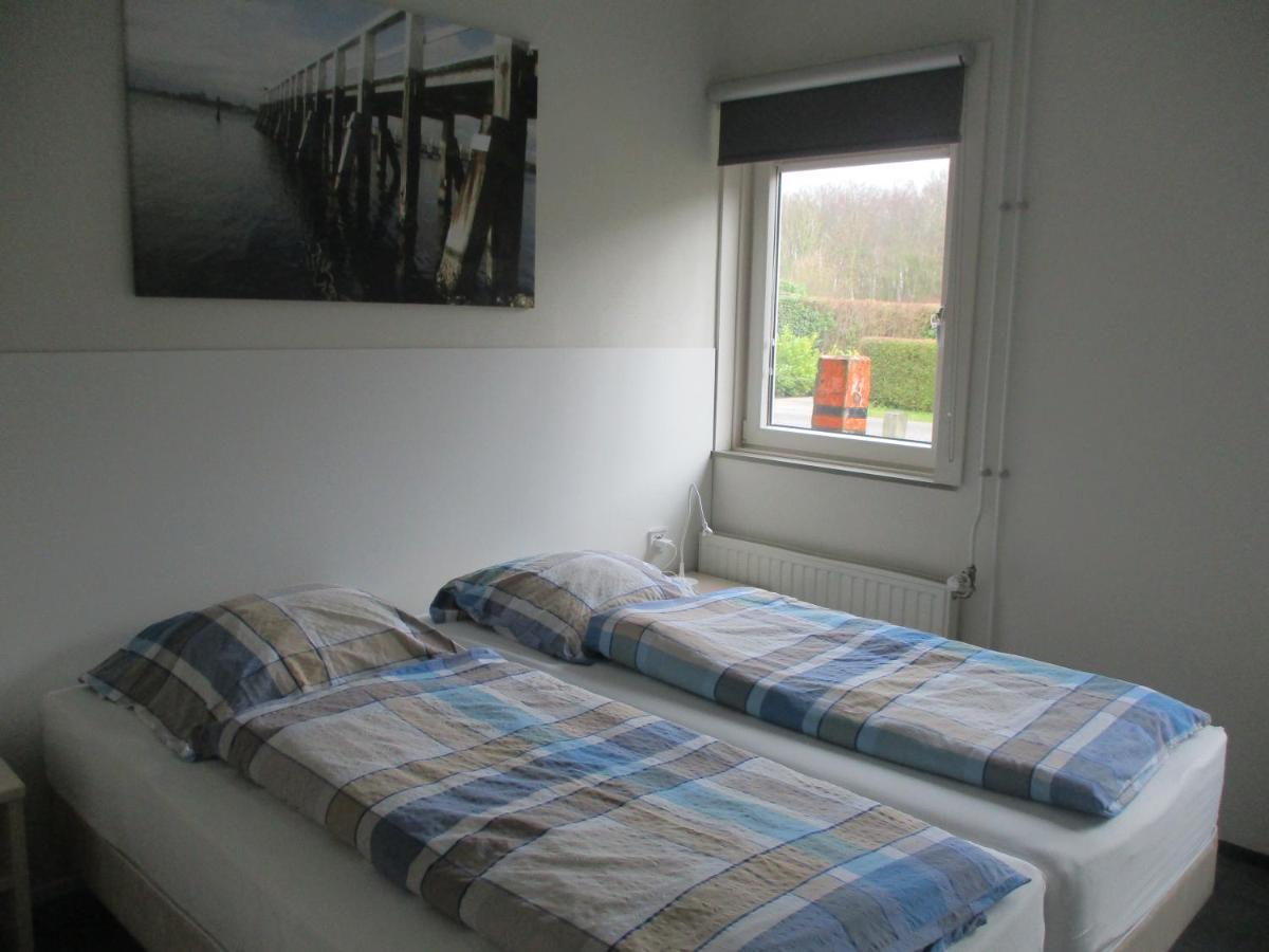 Comfortabel Vakantiehuis Aan Zee En Meer ! Камперланд Екстериор снимка